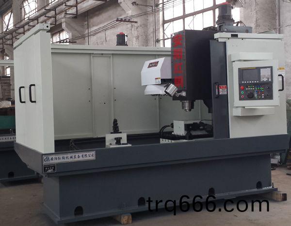 前轴(zhou)锁销(xiao)孔专(zhuan)用(yong)加工