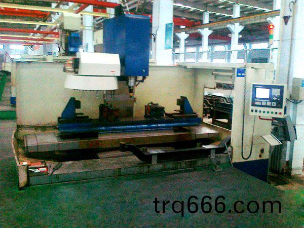 前(qian)轴十(shi)孔(kong)加(jia)工专(zhuan)用(yong)立式(shi)加(jia)工